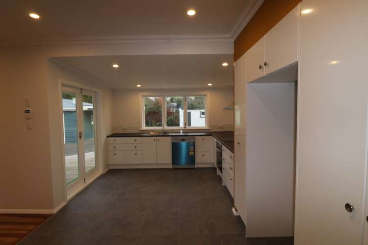 12 Highbury Drive 10516_1