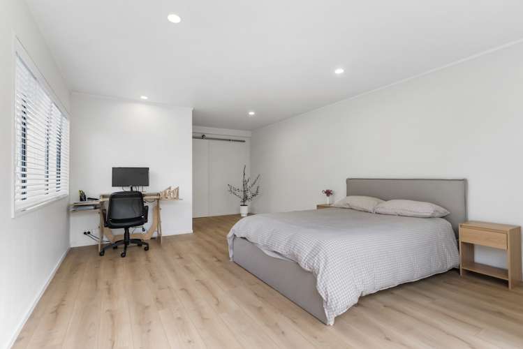 5 Bridgehead Cove West Harbour_10