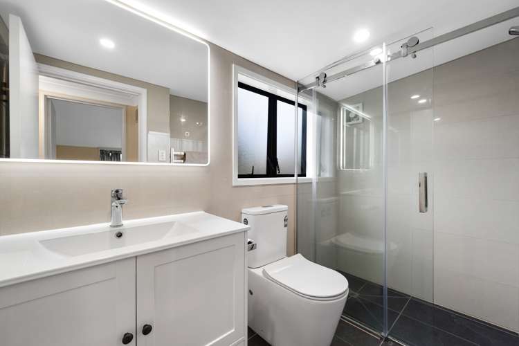 2/39 Dalwhinnie Parade Highland Park_16