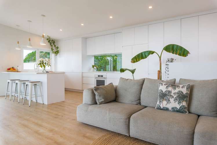 21 Ocean Beach Street Foxton Beach_12