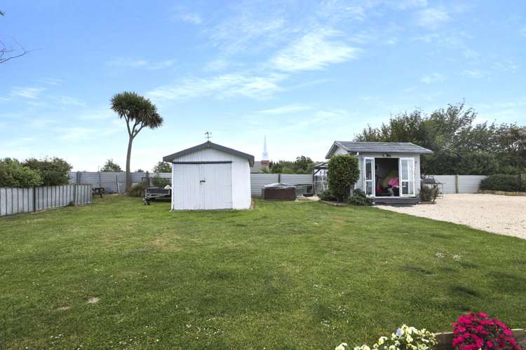 227 Racecourse Road Allenton_24