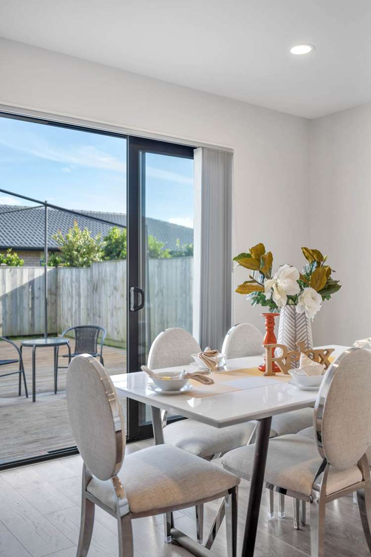 66 Donegal Park Drive Flat Bush_15