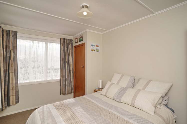 13 Avro Crescent Hornby_9