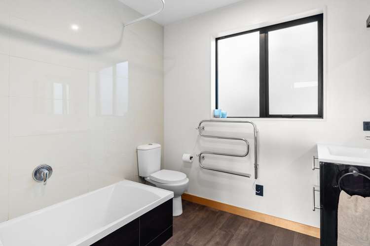 148 Warren Street Wanaka_21