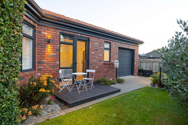 31 Balmoral Drive Terrace End_16