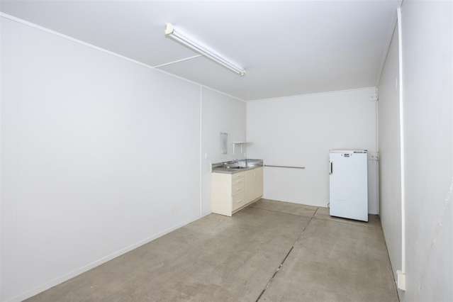 Unit 7, 2 Pukete Road Te Rapa_4