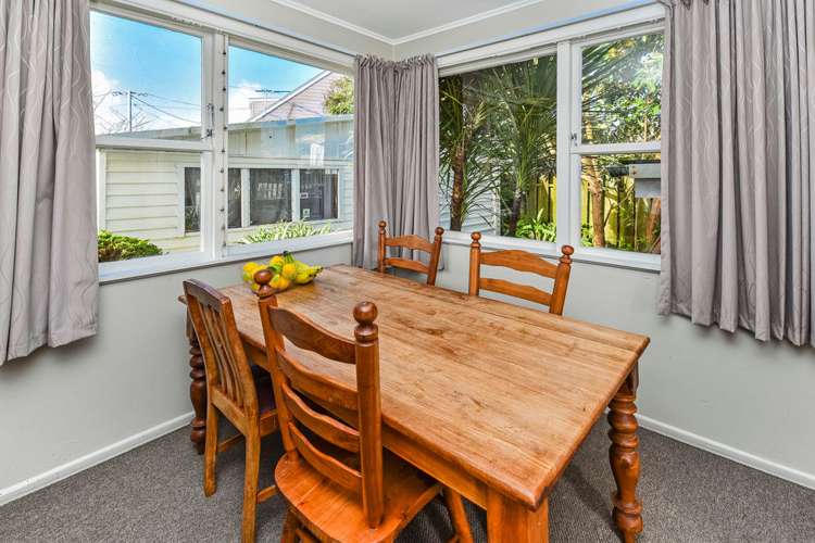 14 Gilpin Place Beach Haven_2