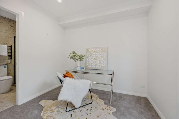 6A Gulf Crest Bucklands Beach_38