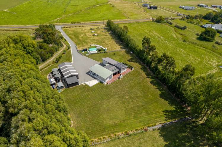 299 Reid Line East Colyton_41