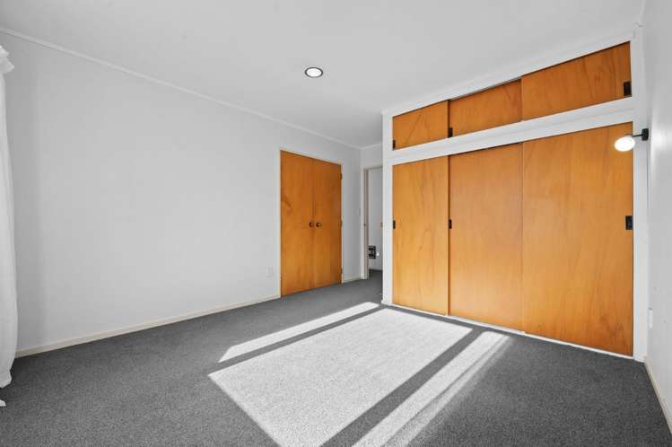 8 Chequers Avenue 1053_10