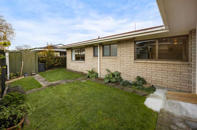 6 Rewarewa Crescent Waikanae_12