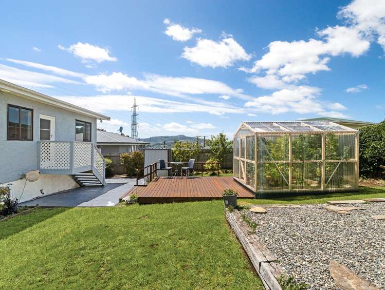 28 Stephen Street Halfway Bush_17