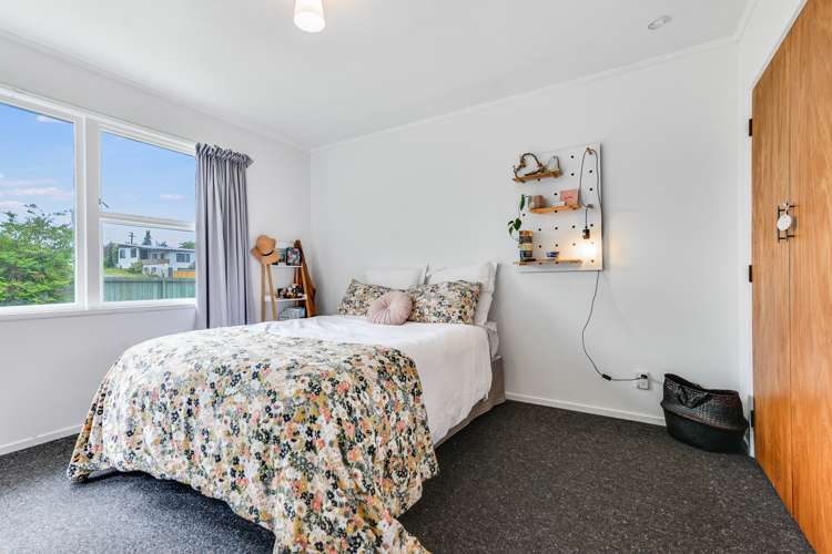 70 Livingstone Avenue Nawton_13