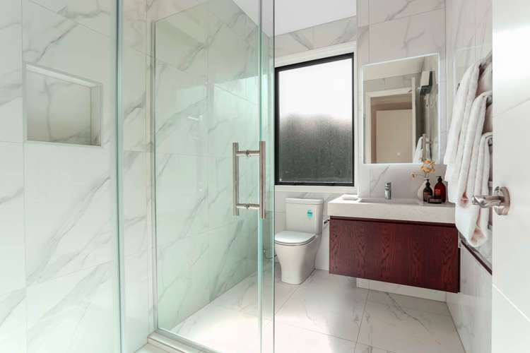 92 The Drive Epsom_31