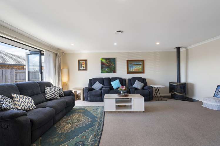 42 Peter Hall Drive Kelvin Grove_2