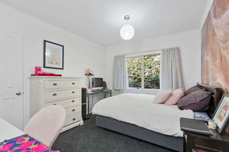 65 Travis Country Drive Burwood_14