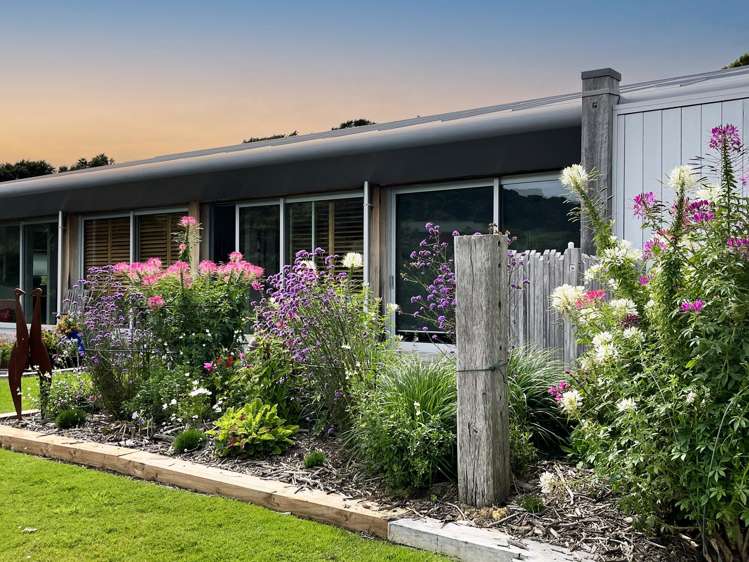 100 Margaret Reeve Lane Waiheke Island_5