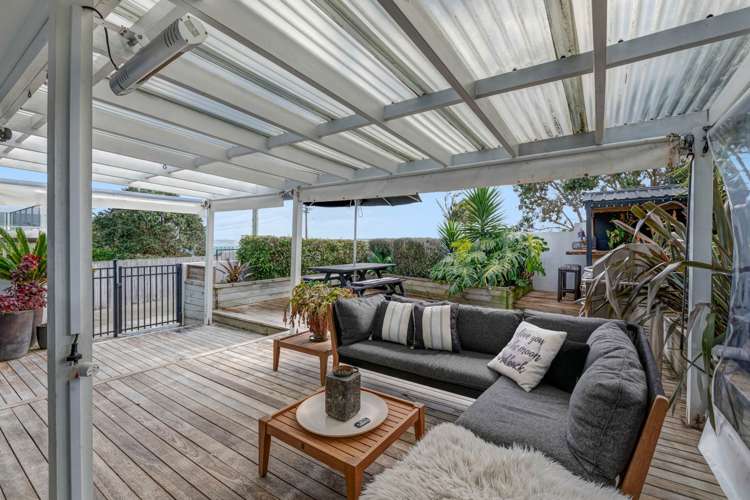 1321 Whangaparaoa Road Army Bay_29