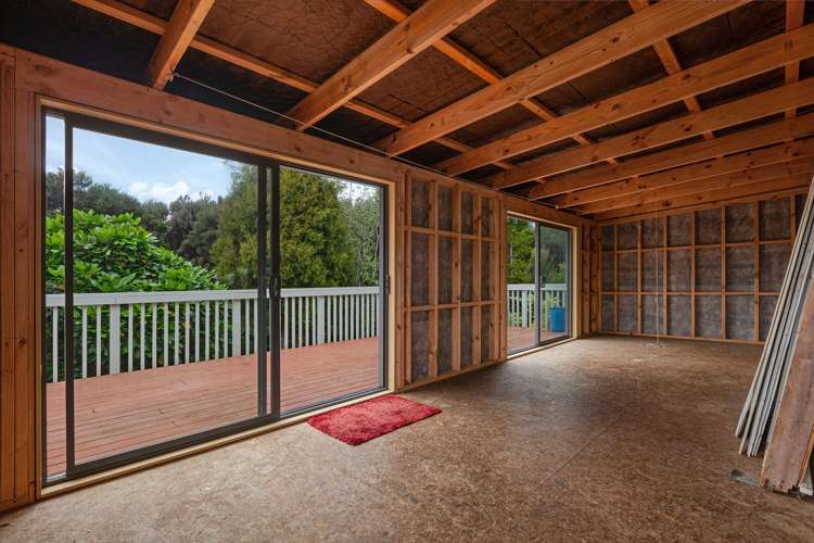 4 Magnolia Drive Cable Bay_5