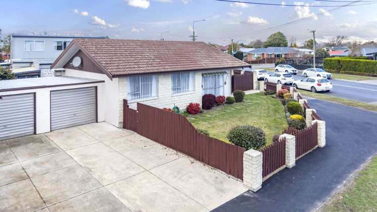 2/23 Lake Terrace Road Burwood_22