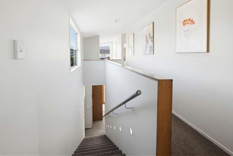7 Pikitanga Close Tawa_21