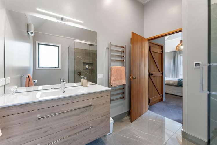 320 Gladstone Road South East Taieri_14