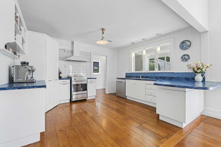 16 Bracken Street New Plymouth_11