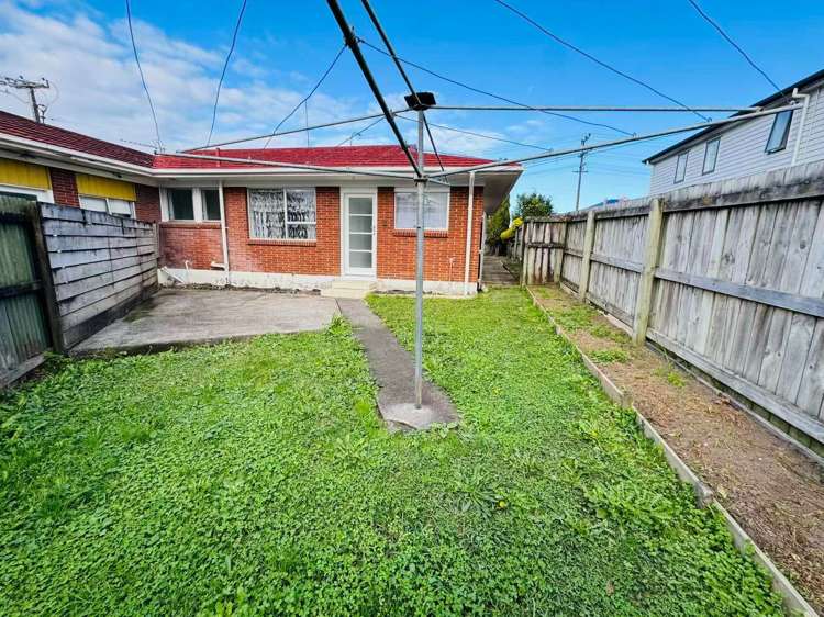 167 Henderson Valley Road Henderson_11