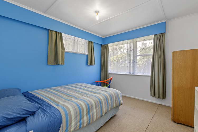 35 Dalton Grove Stokes Valley_15