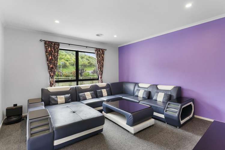 2 Opaoa Way Aotea_11