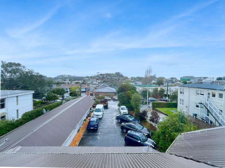 6/40 Clonbern Road Remuera_11