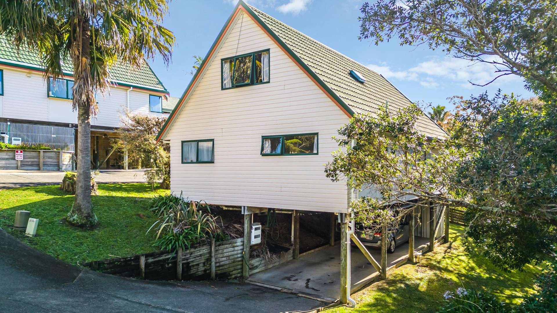 27 Brookvale Park Stanmore Bay_0