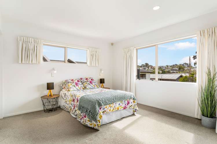 3/274 Wairau Road Glenfield_13