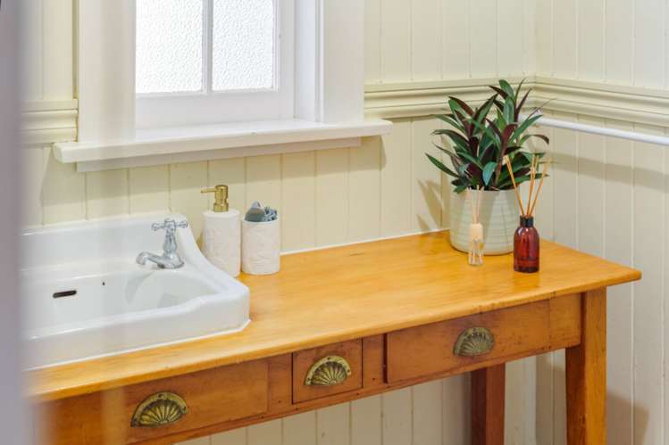 158 Bethells Road Bethells Beach_18