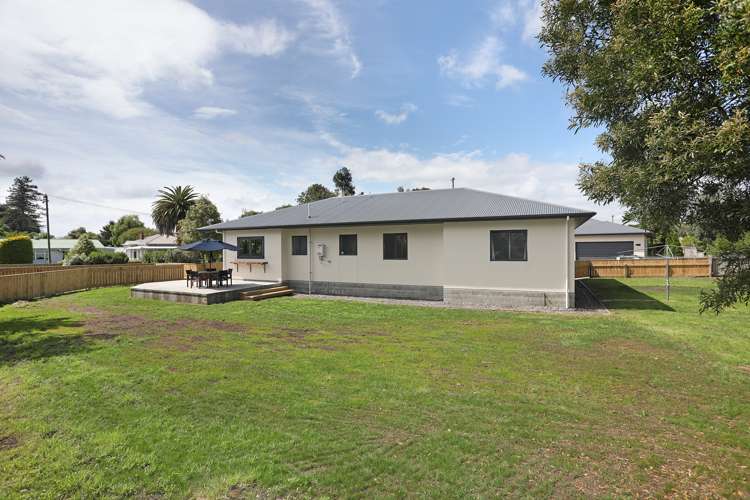 34 Grey Street Marton_19