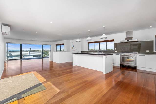 1/19 Seaview Road Castor Bay_2