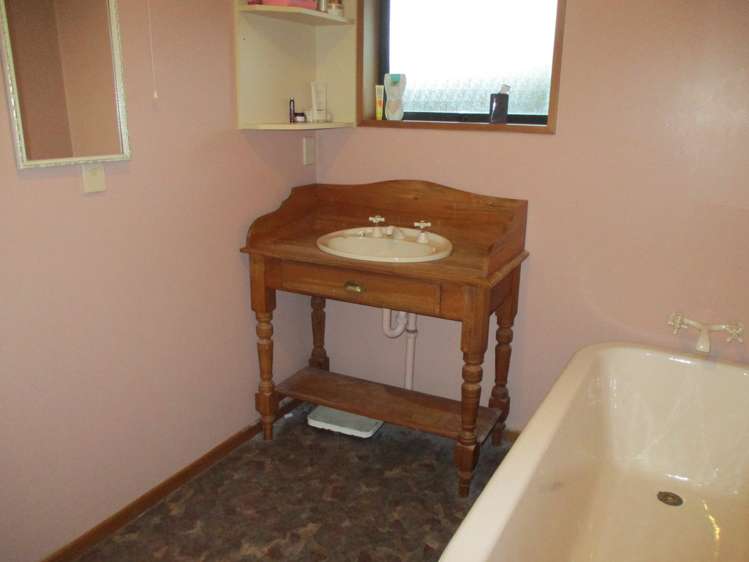 85 Baker Street Stirling_13