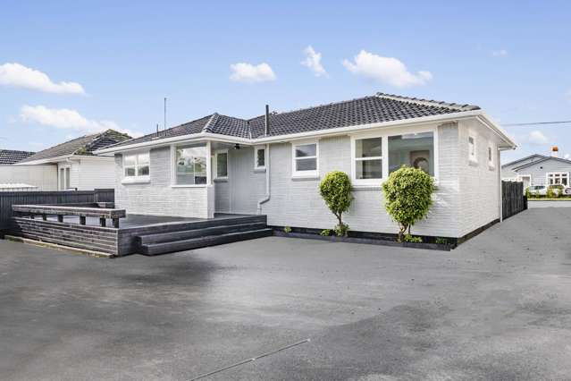 Renovated + 528sqm Freehold Land!!!