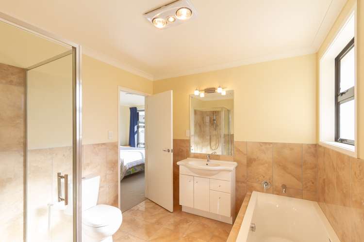 7 Pania Place Poraiti_14