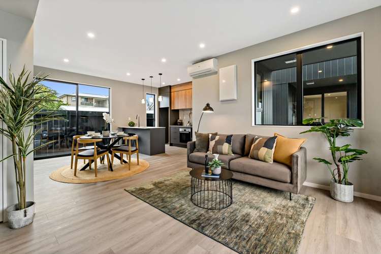 48 Range View Road Mount Albert_24