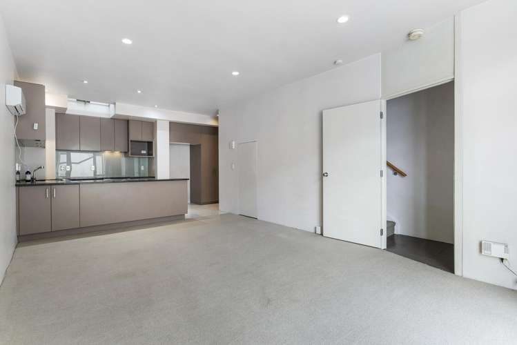 4/2 Upper Queen Street Auckland Central_7