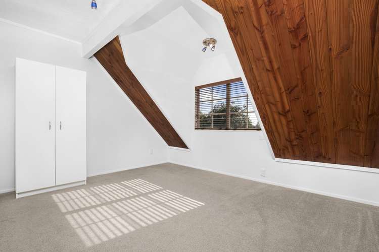 95 Saint Annes Crescent Wattle Downs_10