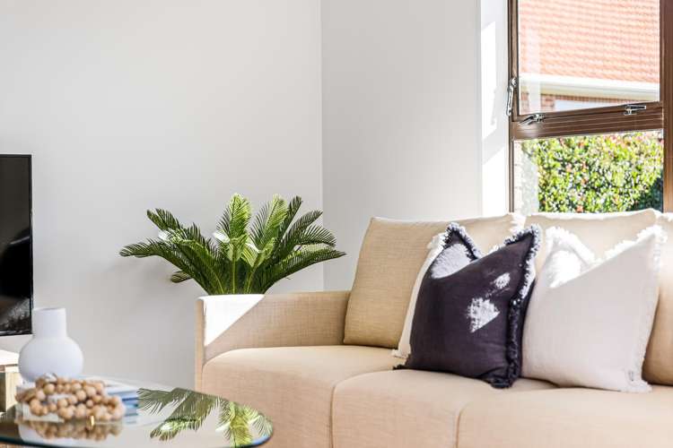 7b Neville Street Point Chevalier_7