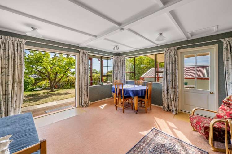 13 Lanes Road Bridge Hill_21