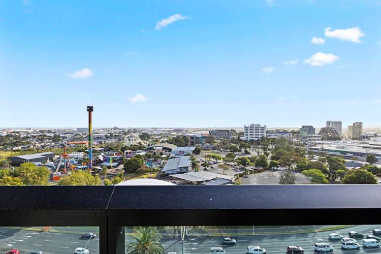 1004/8 Lakewood Court Manukau_2