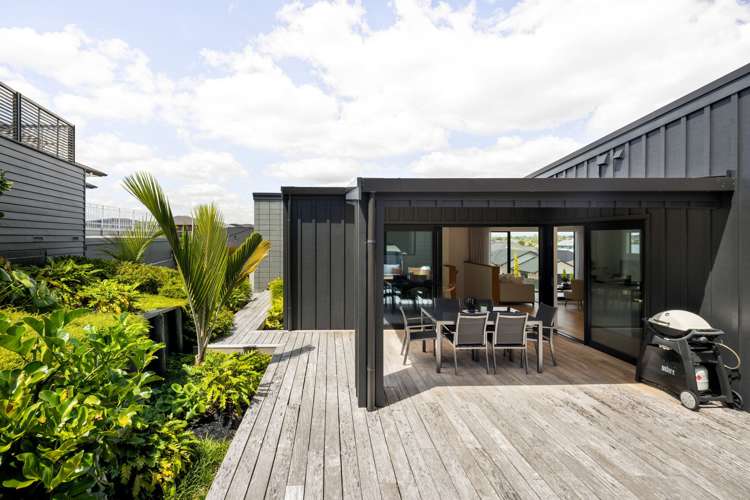 13 Evergreen Rise Grandview Heights_10