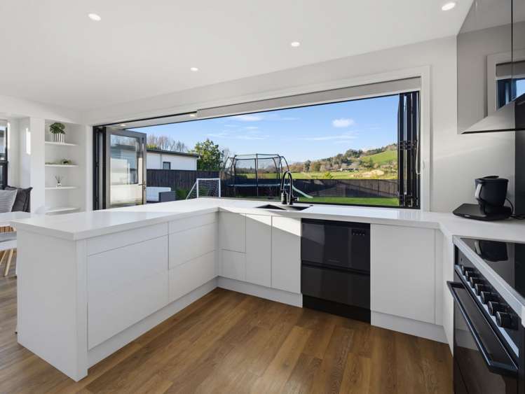 89 Daelyn Drive Richmond_8