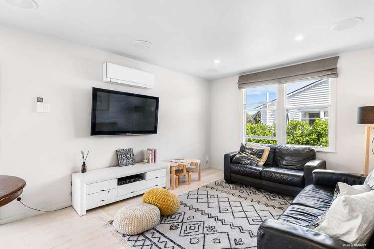 55 Torino Street Point England_5