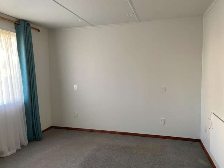 14 Trevethick Grove 1378_11