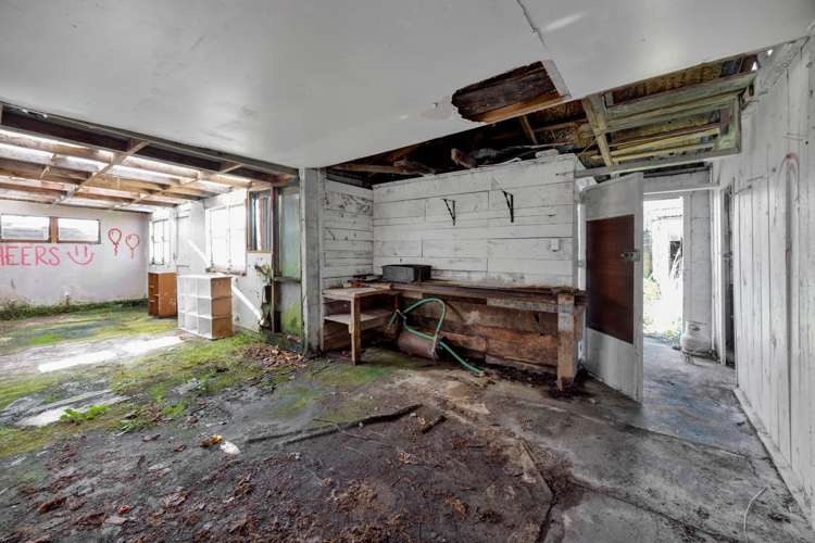 87 Whitcombe Road Opunake_21